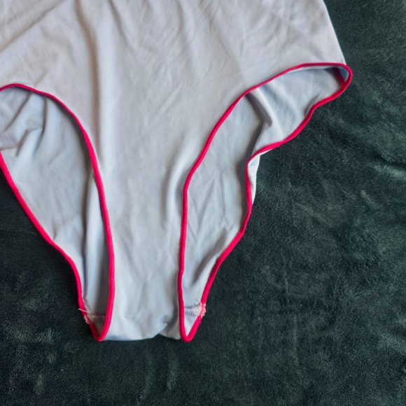 XiRENA One Piece Swimwear - Picture 2 of 5